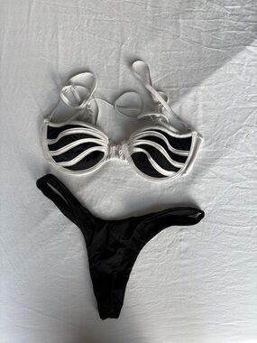 God Save Queens Allure Bikini